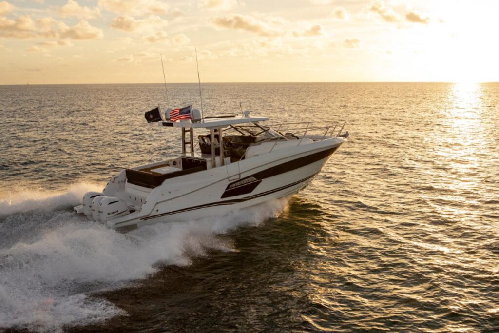 leader-125-2020-tomking-00997-tom-king-800px