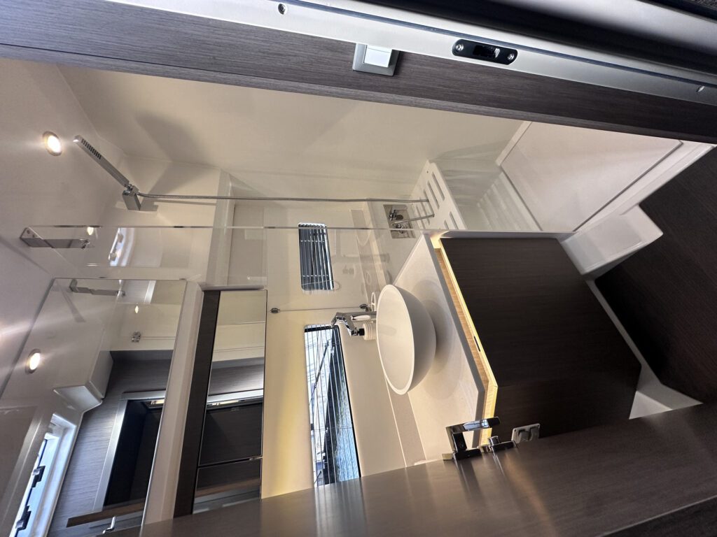 20250321-173000135-ios-758963