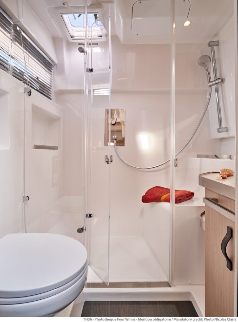 th-36-image-interior-bathroom-1-156383